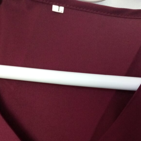 🌠 #98 Maroon Blouse w/ Sheer Clip Dot Sleeves - Picture 3 of 4